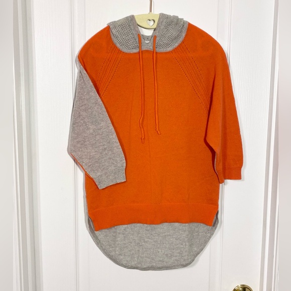 Autumn Cashmere Sweaters - Autumn Cashmere 100% CASHMERE Hooded Two Tone Hi Lo Sweater Orange Gray Size XS